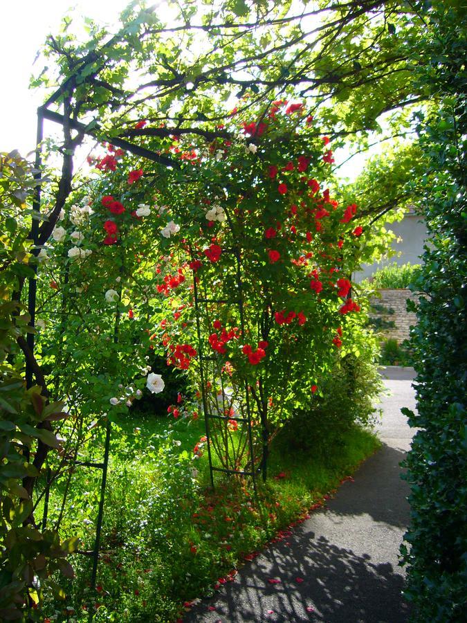 Hotel La Villa Fleurie Beaune  Exterior photo